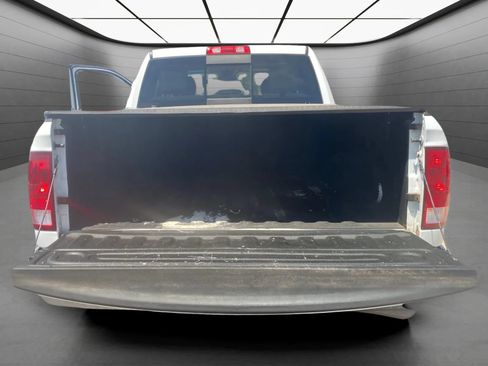 Used 2020 RAM 1500 Classic SLT AWD/4WD image 19