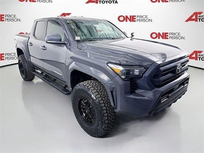 New 2025 Toyota Tacoma SR5