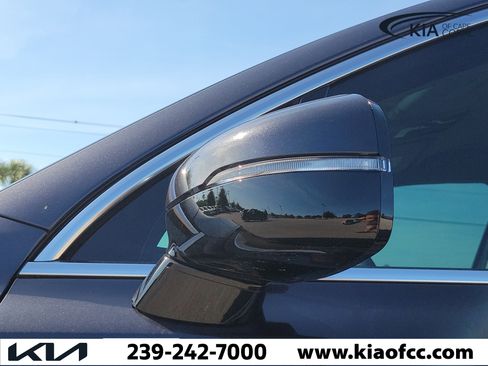 New 2026 Kia Sorento LX FWD image 8