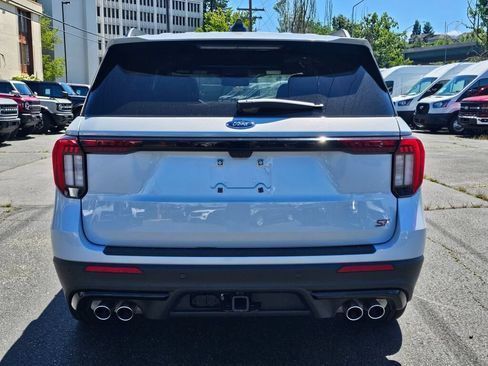 New 2026 Ford Explorer ST w/ Sun And Sound Package AWD/4WD image 4