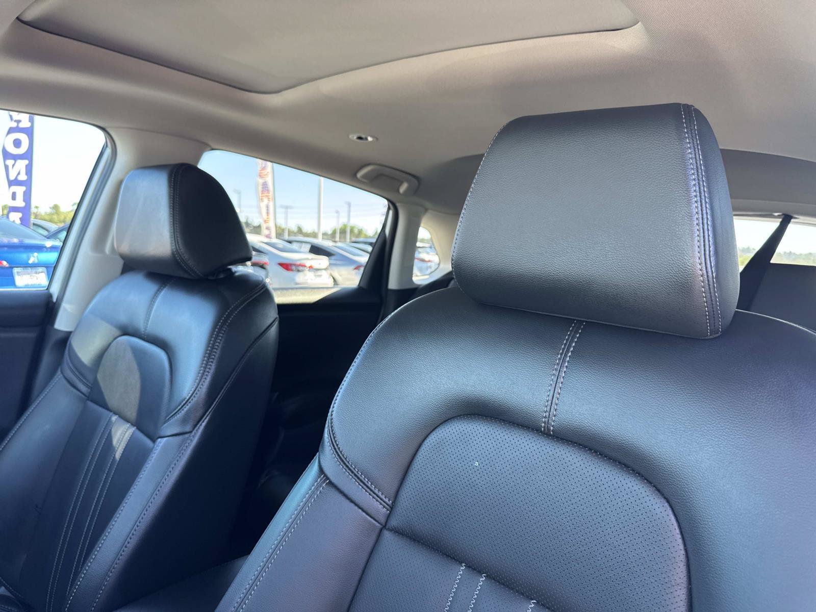 Used 2027 Honda HR-V EX-L image 25