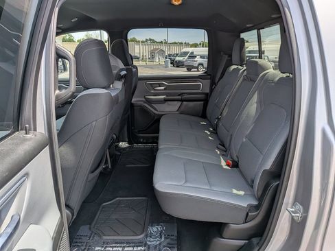 Used 2021 RAM 1500 Big Horn AWD/4WD image 19