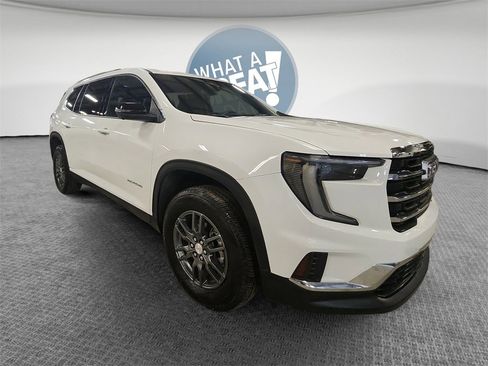 Certified 2025 GMC Acadia Elevation image 1