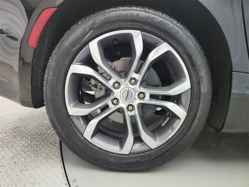 Used 2022 Chrysler Pacifica Pinnacle image 43