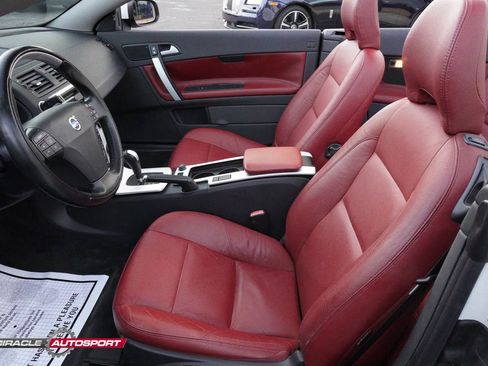 Used 2012 Volvo C70 T5 w/ Dynamic Trim Pkg image 18