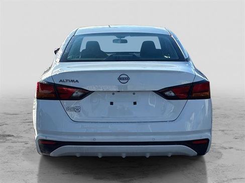 Certified 2024 Nissan Altima 2.5 S image 6