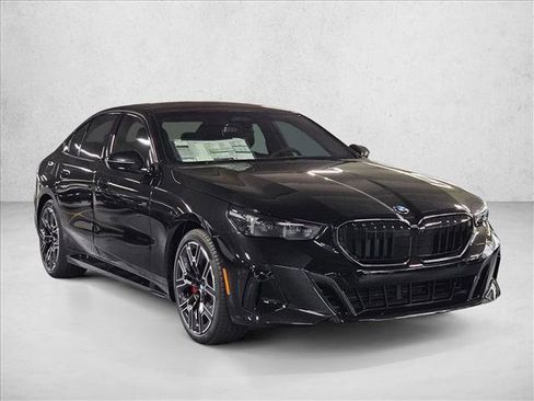 New 2026 BMW 530i w/ M Sport Package image 3