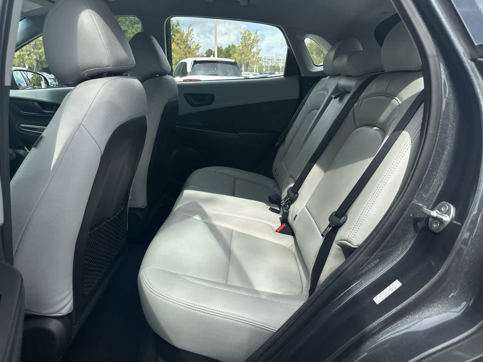 Used 2019 Hyundai Kona SE FWD image 15