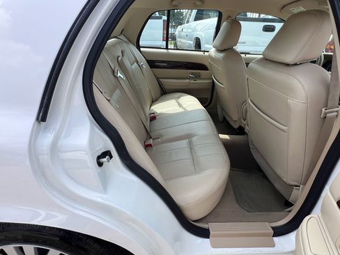 Used 2008 Mercury Grand Marquis LS image 30