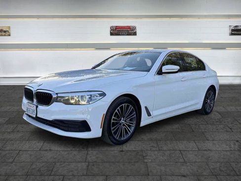 Used 2019 BMW 530i RWD image 3