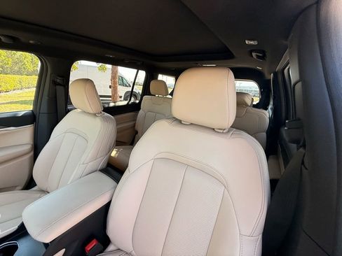 New 2026 Jeep Grand Cherokee L Limited w/ Luxury Tech Group II RWD image 24
