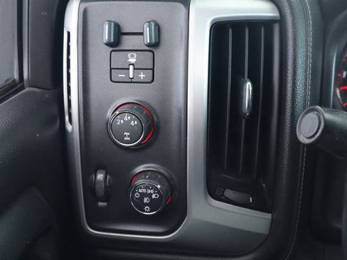 Used 2015 GMC Sierra 3500 SLE image 25