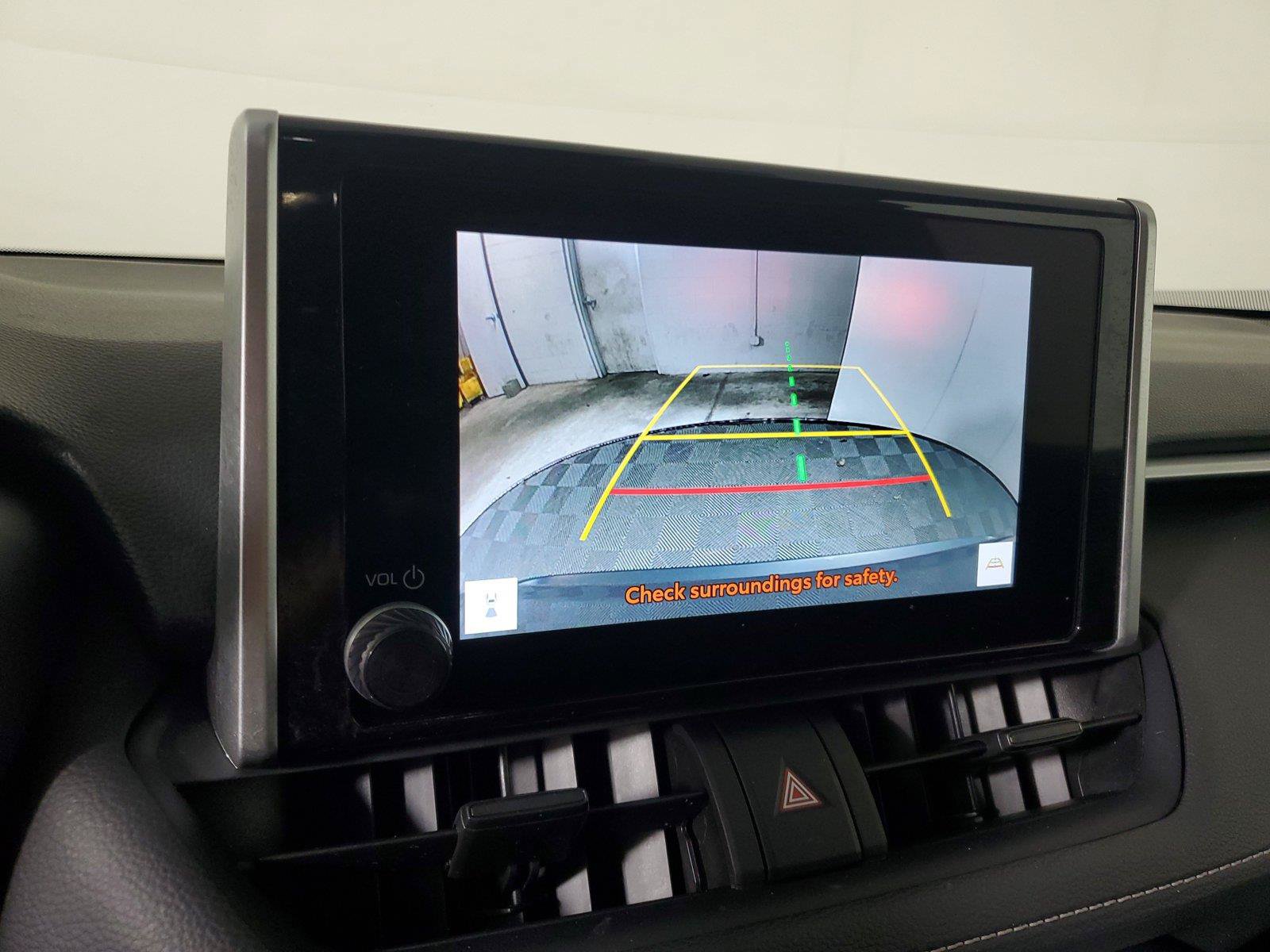 Used 2025 Toyota RAV4 XLE FWD image 27