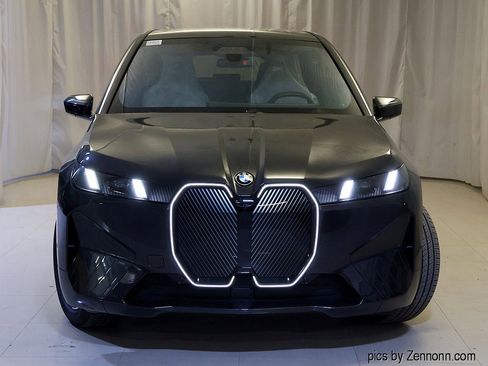 New 2026 BMW iX xDrive45 image 5