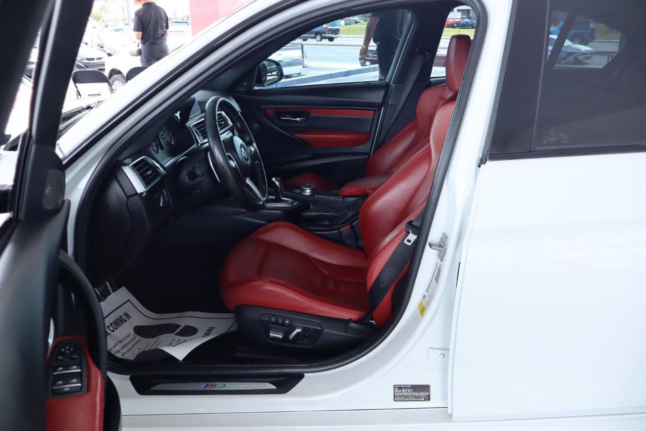 Used 2018 BMW M3 RWD image 15