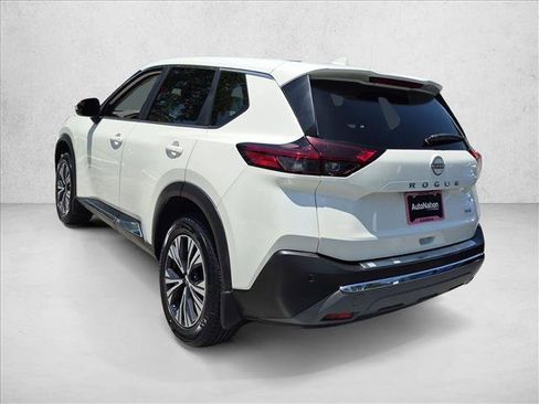 Certified 2023 Nissan Rogue SV FWD image 8