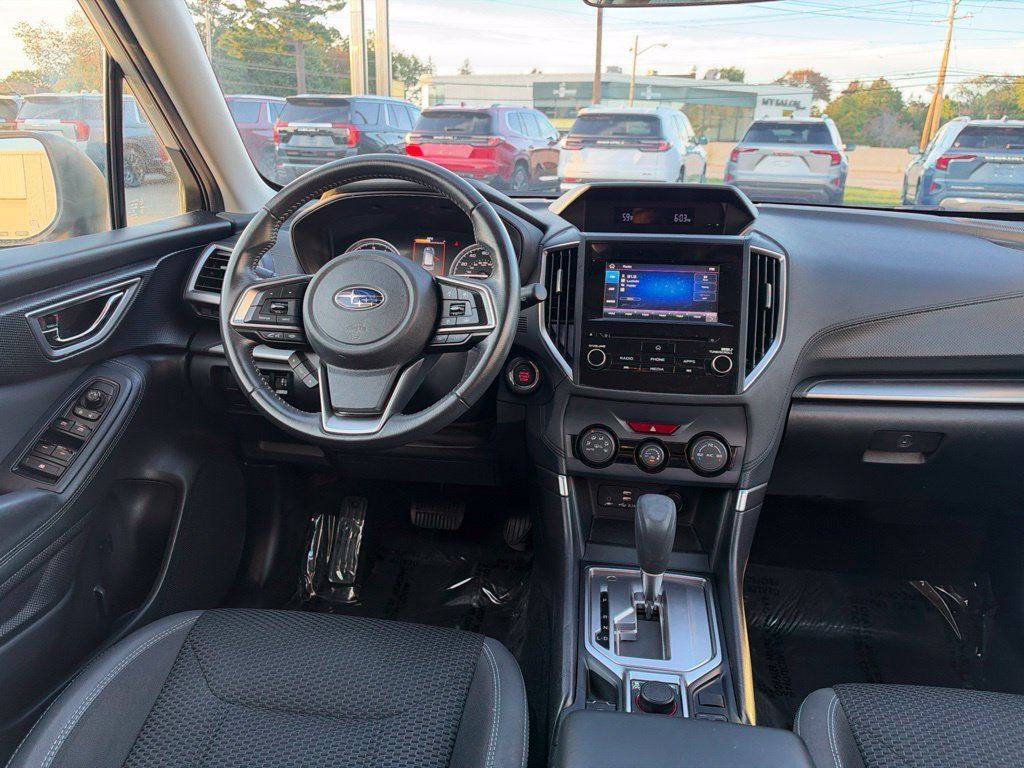 Used 2021 Subaru Forester Premium AWD/4WD image 13