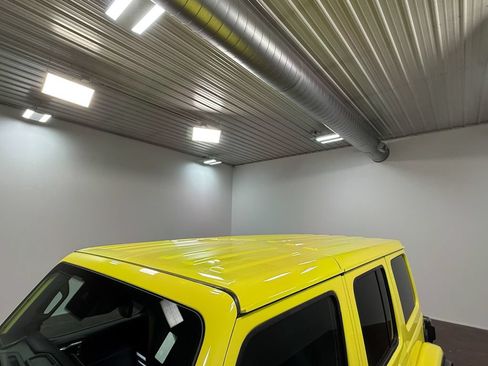 Used 2024 Jeep Wrangler Unlimited Rubicon AWD/4WD image 42