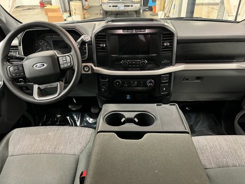 Used 2023 Ford F150 XLT image 9