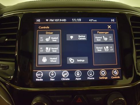 Used 2021 Jeep Grand Cherokee Overland image 25