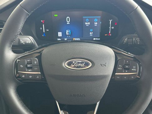 New 2025 Ford Escape SE image 21