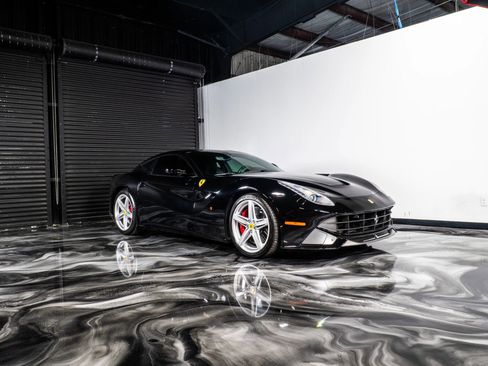 Used 2014 Ferrari F12 Berlinetta Coupe 2D image 5