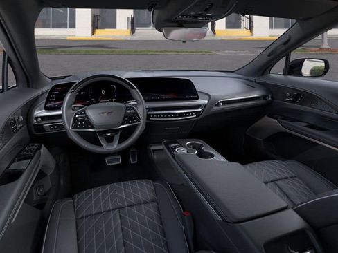 New 2026 Cadillac Lyriq V AWD/4WD image 15