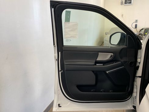 New 2026 Ford Expedition Active image 25