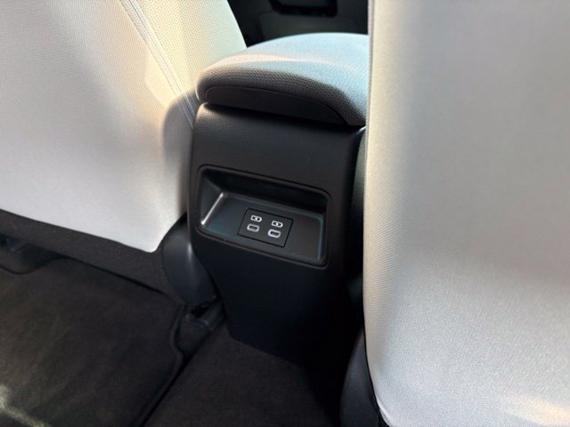 Used 2025 Toyota Corolla LE FWD image 25