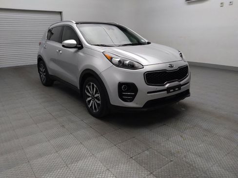 Used 2017 Kia Sportage EX w/ EX Technology Package FWD image 13