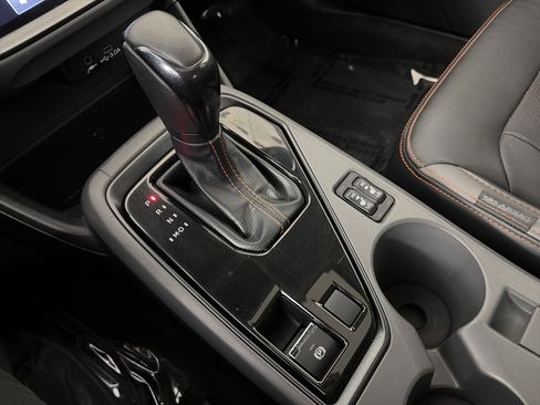 Used 2024 Subaru Crosstrek 2.5i Limited w/ Crosstrek Mirror Package image 24