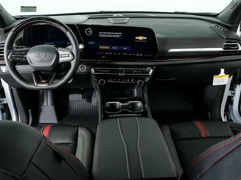 New 2026 Chevrolet Traverse RS w/ LPO, Floor Liner Package image 19