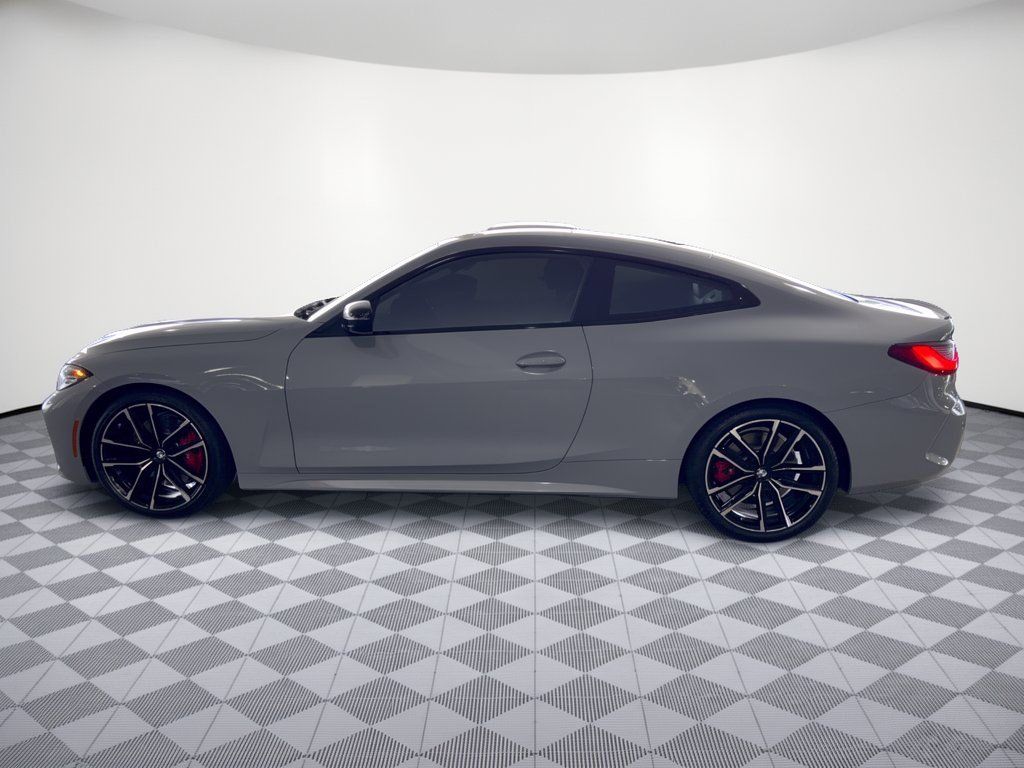 Certified 2024 BMW 430i Coupe w/ M Sport Package RWD image 2