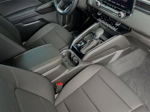 Used 2024 GMC Canyon Elevation w/ Convenience Package image 13