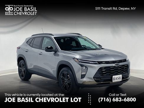 Used 2025 Chevrolet Trax ACTIV FWD image 1