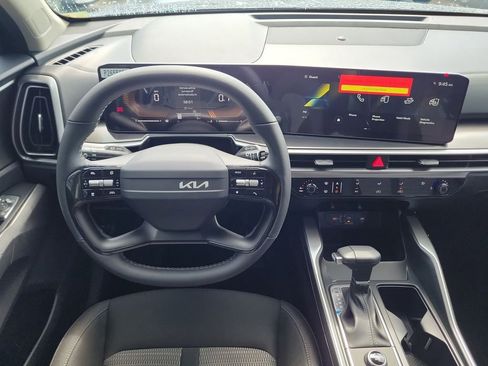 New 2026 Kia Sorento LX FWD image 18