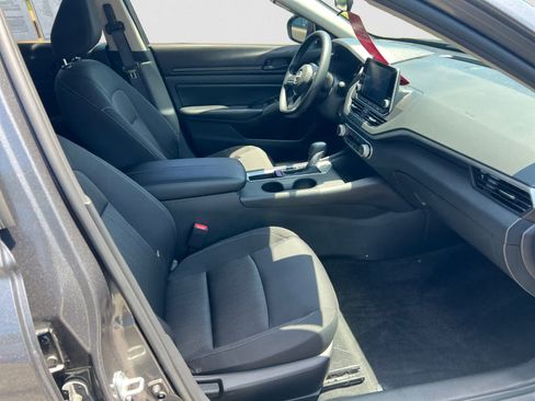 Certified 2025 Nissan Altima 2.5 S FWD image 16