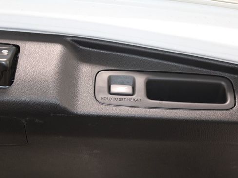 Used 2021 Honda CR-V Touring image 18