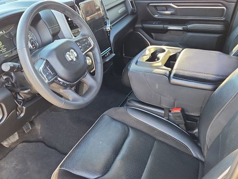 Used 2025 RAM 1500 Laramie image 9