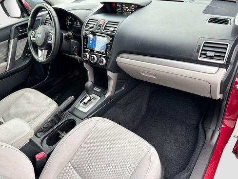 Used 2017 Subaru Forester 2.5i Premium image 38