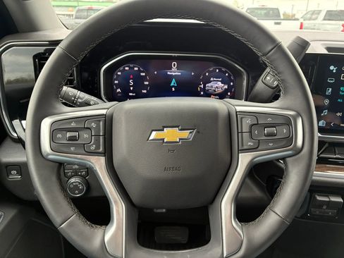Used 2026 Chevrolet Silverado 1500 LT image 10