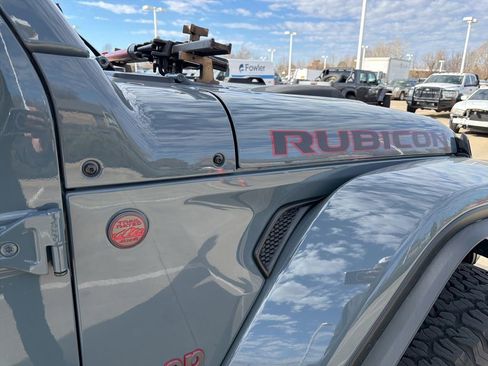 Used 2024 Jeep Wrangler Unlimited Rubicon image 8