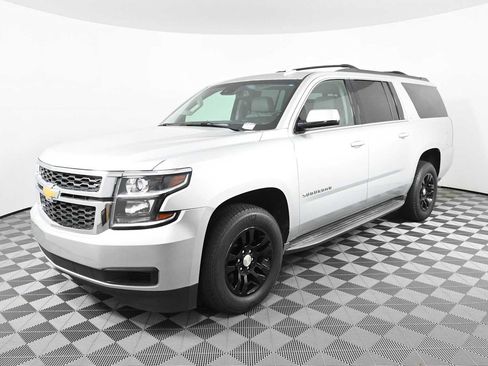 Used 2016 Chevrolet Suburban LT w/ Max Trailering Package RWD image 2