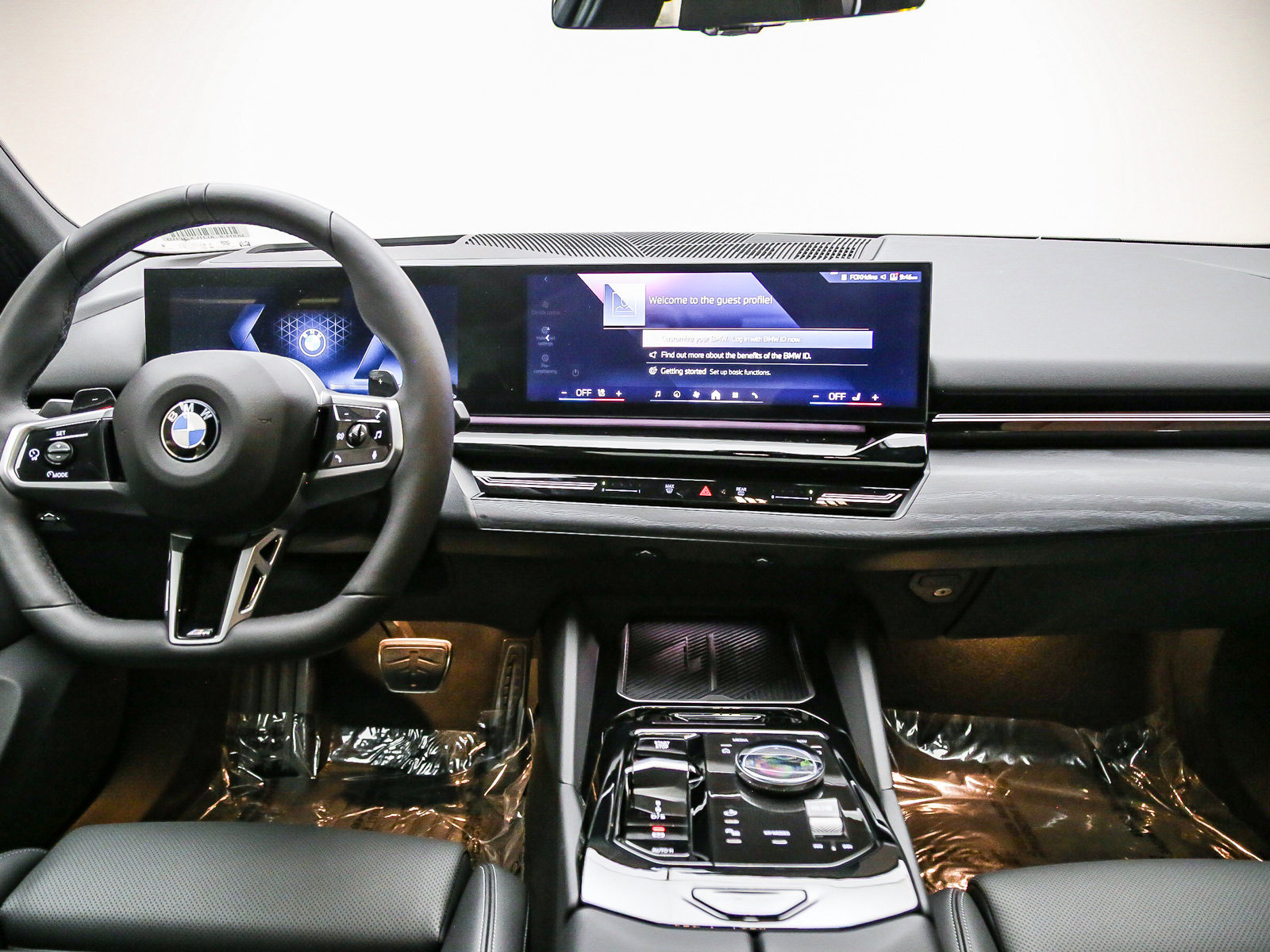Used 2026 BMW 530i w/ M Sport Package RWD image 13
