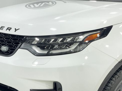 Used 2020 Land Rover Discovery Landmark AWD/4WD image 35