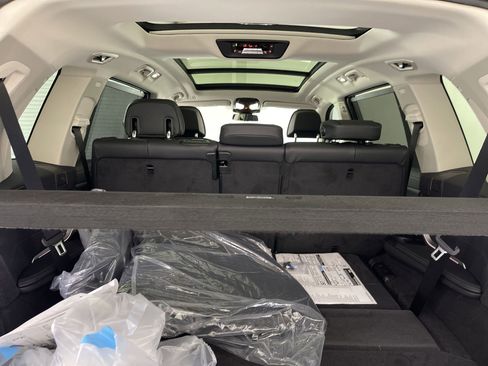 Used 2026 BMW X7 xDrive40i image 36