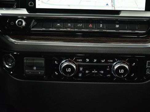 New 2025 GMC Sierra 1500 SLE w/ Preferred Package image 25