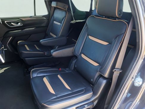 Used 2023 GMC Yukon AT4 AWD/4WD image 28