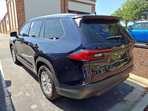 Used 2024 Toyota Grand Highlander FWD image 6