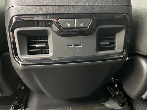 New 2026 GMC Sierra 2500 AT4 w/ AT4 Preferred Package AWD/4WD image 23